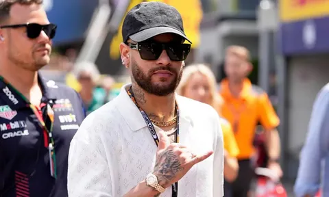 Neymar chọc tức PSG khi không ăn mừng chức vô địch Ligue 1