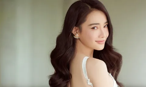 Trước khi thông báo mang thai lần 2, Nhã Phương nhiều lần để lộ dấu hiệu 'mẹ bầu' chính hiệu
