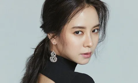 Song Ji Hyo chính thức khởi kiện công ty quản lý cũ vì nợ lương