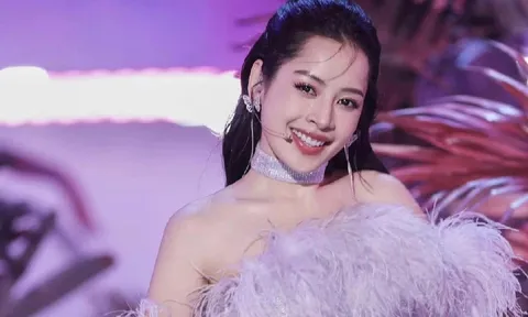 Chi Pu gây thương nhớ với nhan sắc lộng lẫy trong buổi công diễn đầu tiên
