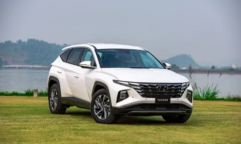 Hyundai Tucson chạy đua giảm giá còn chưa đầy 800 triệu, quyết tâm so kè với Mazda CX-5