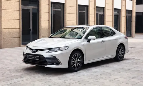 Toyota Việt Nam tăng giá hàng loạt mẫu xe, Camry vượt mức 1,5 tỷ đồng