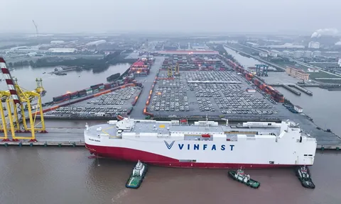 1.800 chiếc VinFast VF8 chính thức lên đường tới Mỹ & Canada