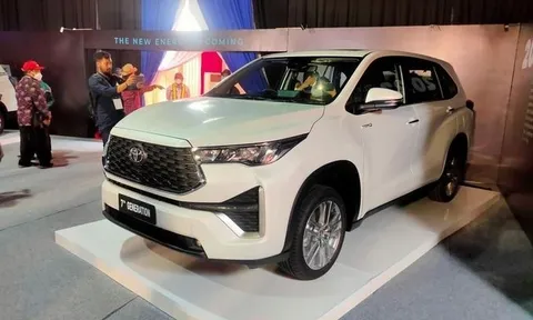 Toyota Innova 2023 dự kiến ra mắt trong quý III, bổ sung nhiều nâng cấp đáng chú ý