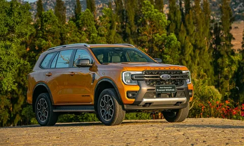 Ra mắt chưa lâu, Ford Everest Wildtrak 2023 đã được giảm tới 50 triệu đồng