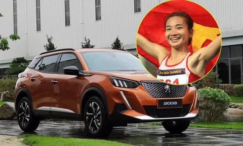 Ngoài tặng xe Peugeot 2008, THACO tặng thêm quà cho "cô gái vàng" Nguyễn Thị Oanh