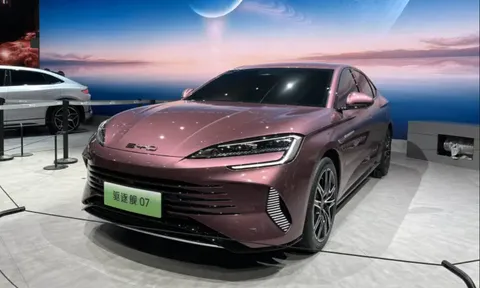 Thị trường ô tô "khốc liệt" nhất thế giới là đây: Ra mắt 20 mẫu SUV điện chỉ trong 1 tháng!