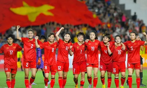 Thaco thưởng nóng cho đội tuyển bóng đá Nữ Việt Nam 1 tỷ đồng