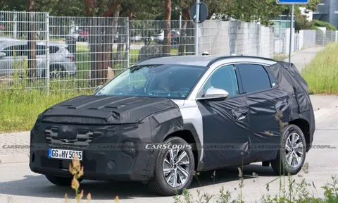Hyundai Tucson lộ diện trên phố, sẵn sàng ra mắt vào quý III