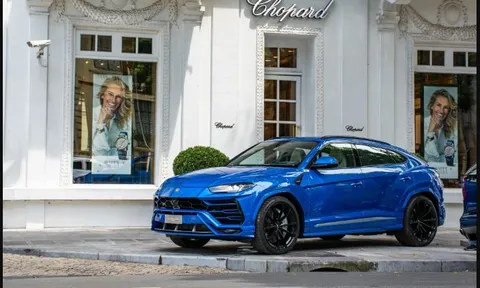 "Siêu bò" Lamborghini Urus S xuất hiện trên phố Việt, giá bán khởi điểm gần 15 tỷ đồng
