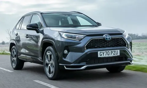 Ô tô điện Toyota chạy liên tục gần 2.000 km bằng phương pháp “như trong phim”