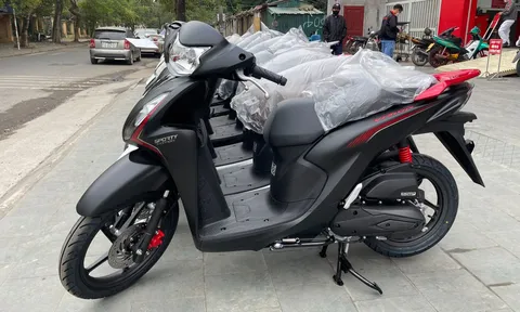 Honda Vision tiếp tục được tăng ưu đãi, bán dưới giá đề xuất