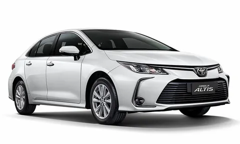 Toyota Corolla Altis 2023 ra mắt: Nâng cấp về thiết kế và trang bị, giá tăng nhẹ
