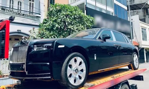 Chiêm ngưỡng Rolls-Royce Phantom VIII Series II đầu tiên trị giá 80 tỷ đồng của đại gia Việt