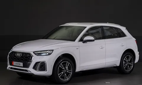 Audi Việt Nam tung ưu đãi gần 500 triệu, so kè giảm giá cùng Mercedes-Benz