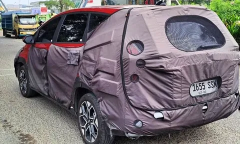 Hyundai Stargazer X xuất hiện trên phố, đối đầu trực tiếp Mitsubishi Xpander Cross