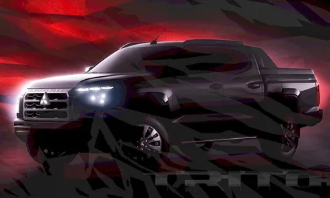 Mitsubishi Triton 2023 "nhá hàng" với diện mạo hầm hố, thêm tiện nghi đấu Ford Ranger