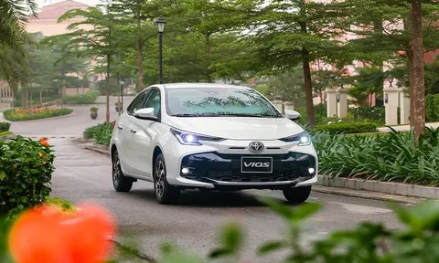 Toyota Vios tung ưu đãi lên 55 triệu đồng, quyết tâm giành lại thị phần