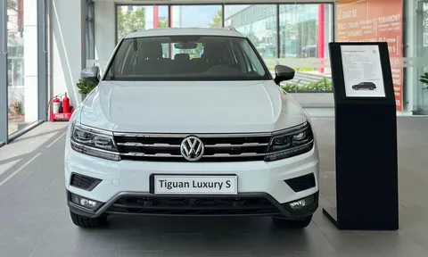 Volkswagen Tiguan 2023 bản mới giảm giá hơn 300 triệu đồng, ngang bằng KIA Sorento
