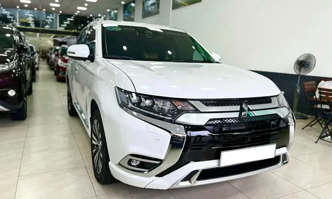Mitsubishi Outlander cũ xuống giá khó tin sau khi xuất hiện thế hệ mới