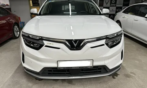 Xe điện VinFast VF8 ‘lướt’ mới lăn bánh 8.000 km được chào bán với mức giá gây choáng váng
