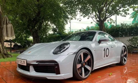 Hàng thửa Porsche 911 Sport Classic hơn 20 tỷ của "qua" Vũ ra biển siêu ngầu