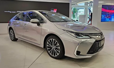 Toyota Corolla Altis sắp nâng cấp có gì mới?