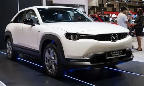 Chậm mà chắc, Mazda tuyên bố tới năm 2027 mới có xe thuần điện