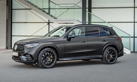 Mercedes-AMG GLC 2024 ra mắt: SUV hybrid đầu tiên của AMG, sức mạnh ngang tầm siêu xe