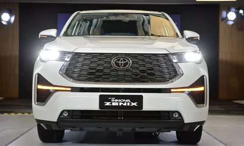 Đại lý hé lộ điểm khác giữa hai biến thế Toyota Innova sắp về Việt Nam