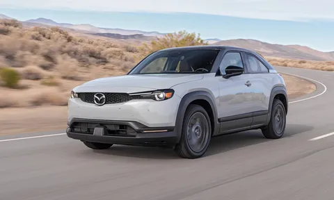 Mazda đã tìm ra cách 'độc nhất vô nhị' để ô tô giảm phát thải: Tất cả là nhờ hồi sinh một di sản để đời?