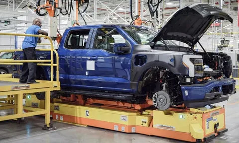 Ford lỗ hơn 32.000 USD cho mỗi chiếc xe điện bán ra, thay đổi hoàn toàn mục tiêu sản xuất