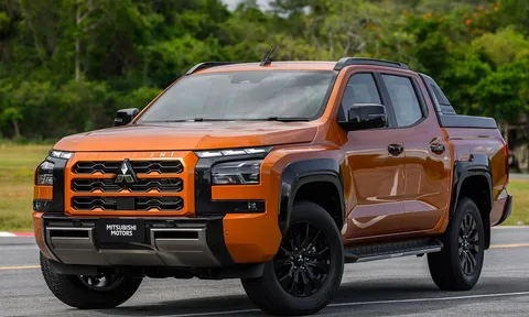 Bán tải Mitsubishi Triton sẽ có phiên bản chạy điện