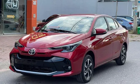 Toyota Vios 2023 chưa lăn bánh được rao bán với mức giá "khó tin"
