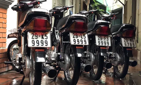 Dân buôn xe biển đẹp giảm giá, ‘xả hàng tồn’ trước giờ G áp dụng biển số định danh