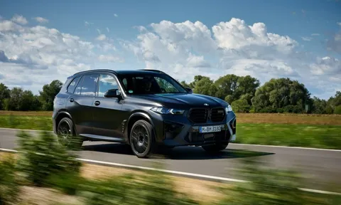 Bộ đôi BMW X5 X6 2024 ra mắt: Nâng cấp sức mạnh, làm mới ngoại hình