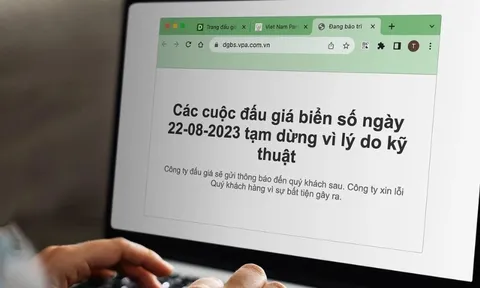 Tạm dừng các cuộc đấu giá biển số ô tô ngày đầu tiên vì lý do kỹ thuật
