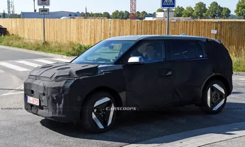 Bắt gặp SUV điện cỡ nhỏ của KIA trên đường, giá dự kiến khoảng 700 triệu đồng đấu VinFast VF6