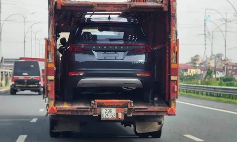 Lộ ảnh Hyundai Custo được vận chuyển tới đại lý Việt, giá bán dự kiến 900 triệu đồng