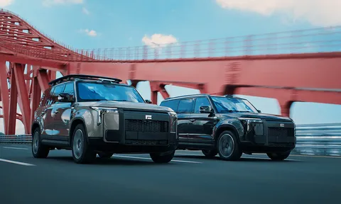 Xuất hiện SUV hạng sang giống hệt Land Rover Defender: Phạm vi hoạt động hơn 1000km, tích hợp cả "hệ thống nhà hàng" trong xe