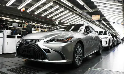 Dù tạm ngưng nhiều nhà máy, Toyota vẫn đặt mục tiêu sản lượng không tưởng
