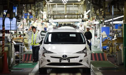 Hàng loạt nhà máy sản xuất của Toyota phải tạm dừng hoạt động là do "lỗi sever"