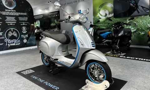Cận cảnh Vespa Electtrica - Xe điện 2 bánh giá gần 300 triệu đồng sắp bán tại Việt Nam