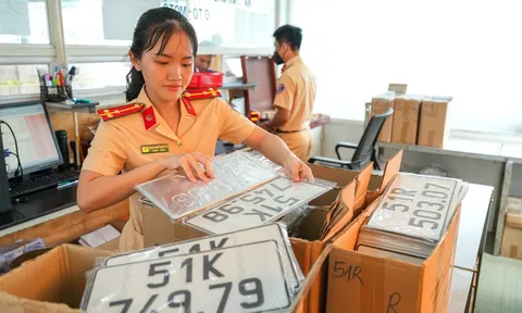 Trực tiếp đấu giá biển số chiều 22/09