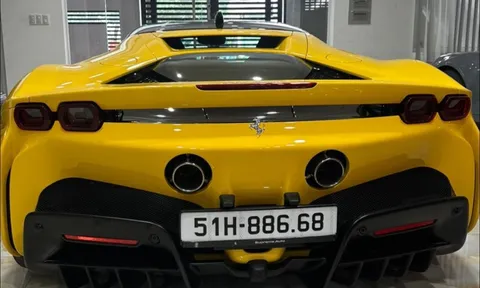 Bất ngờ với "siêu" biển số bấm ngẫu nhiên trên Ferrari SF90 Stradale của đại gia Hoàng Kim Khánh