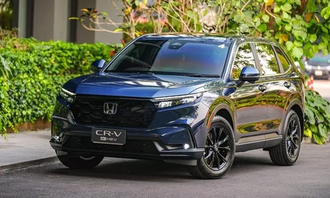 Honda CR-V Hybrid 2023 bất ngờ tăng giá dù ra mắt chưa lâu