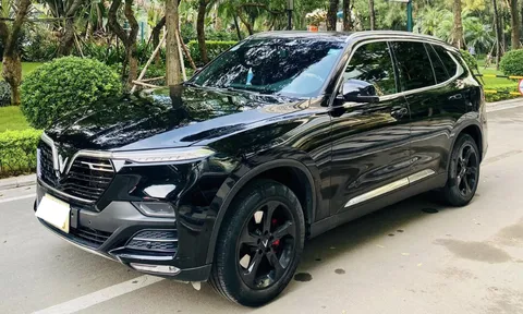 VinFast Lux SA2.0 sau 3 năm lăn bánh được rao bán "giá rẻ" chưa từng có