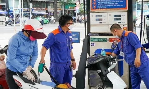 Giá xăng dầu ngày hôm nay 23/10 đồng loạt tăng sau chuỗi ngày "hạ nhiệt"