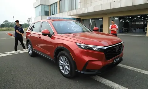 Honda CR-V 2024 vừa ra mắt có bao nhiêu màu sơn ngoại thất?