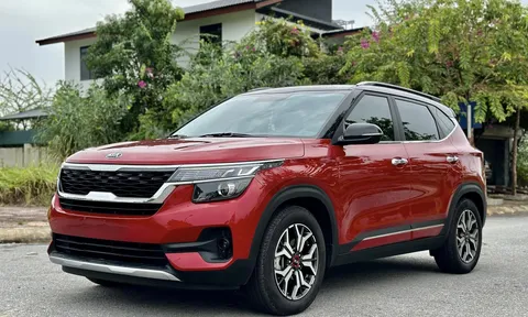Kia Seltos "bay hơi" nhẹ nhàng tới 200 triệu sau 2 năm lăn bánh
